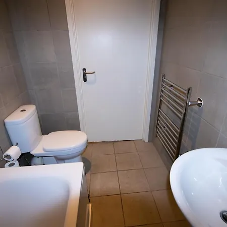 Modern 2 Bedroom Flat In The Heart Of Bristol